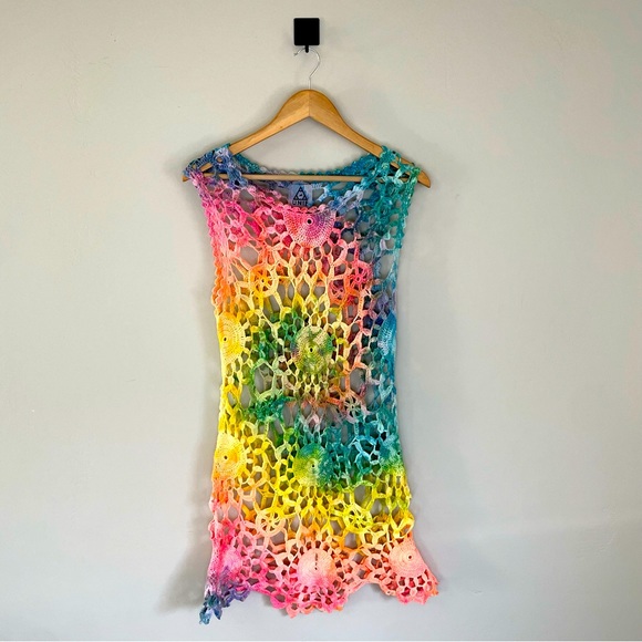 UNIF Sleeveless Knit Granny Square Doily Afghan Ice Dye Rainbow Tunic Top Dress - Picture 1 of 4